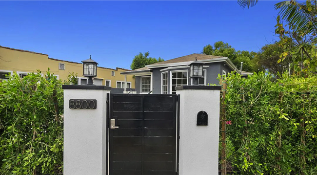 Photo - 8800 Cattaraugus Ave