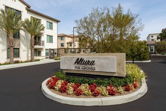 A nearby monument adds local charm - Altura at the Groves