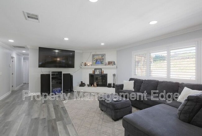 Photo - 25502 Jaclyn Ave