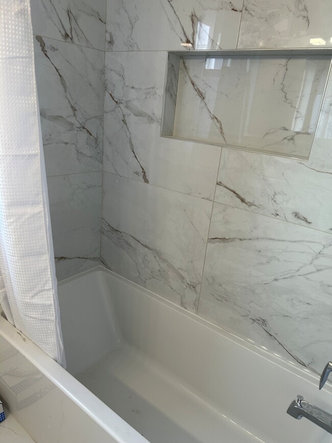 Photo - 1242 Edris Dr Unit 1246