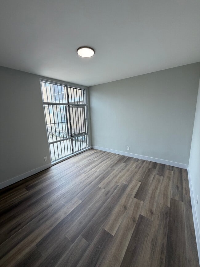 Photo - 3820 W 27th St Unit 116