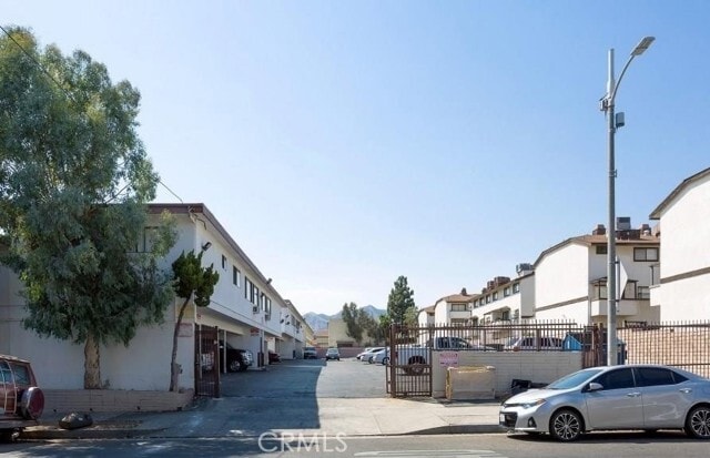 Photo - 13050 Dronfield Ave