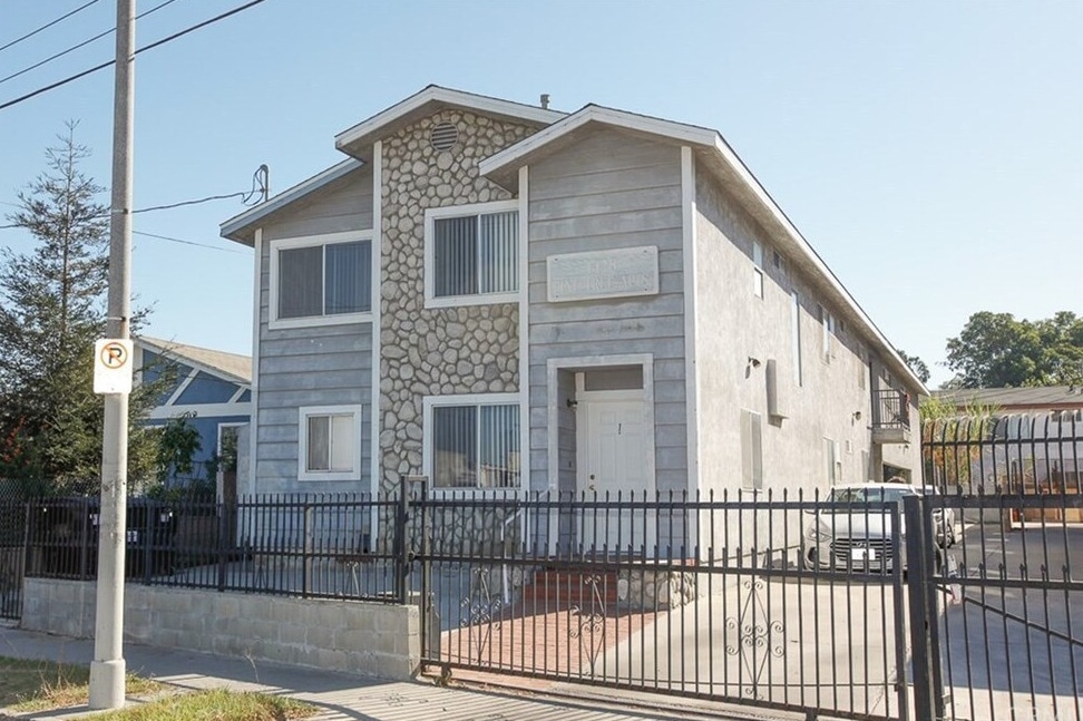 Photo - 1428 Plaza del Amo Unit 1