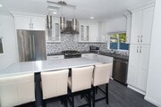 Photo - 18337 Erwin St