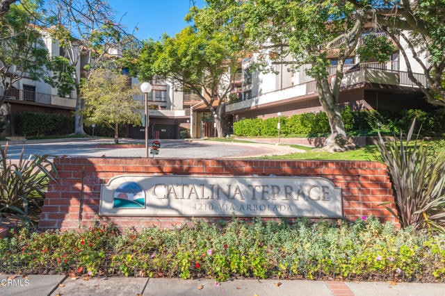 Photo - 4210 Vía Arbolada Unit 301