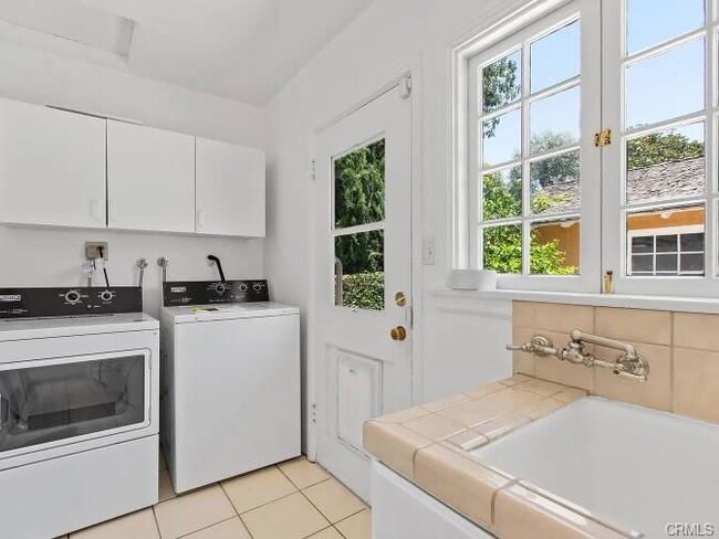 Photo - 12030 Viewcrest Rd