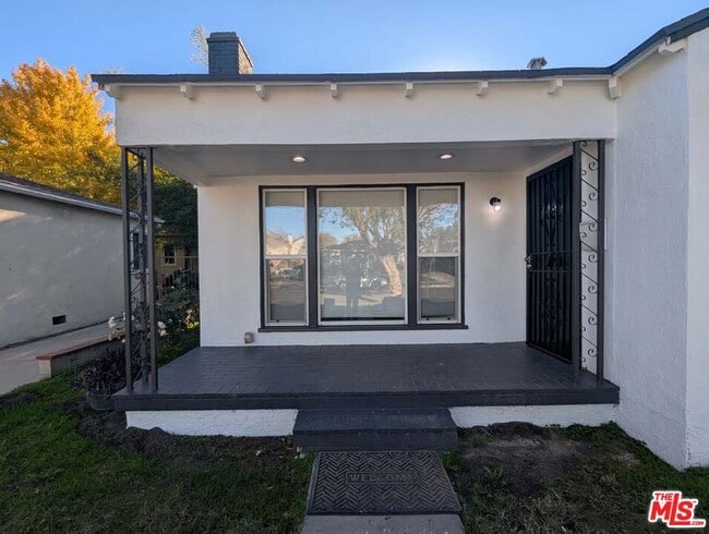 Photo - 3966 S Victoria Ave