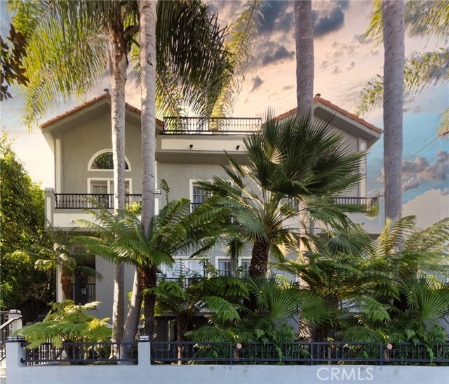 Building Photo - 1615 Stoner Ave Unit 3