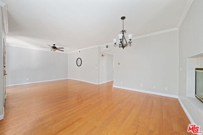 Photo - 14937 Dickens St Unit 109