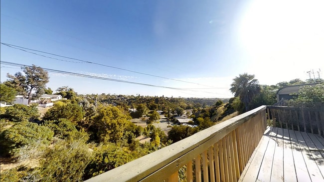 Photo - 5539-5541 Dorothy Dr