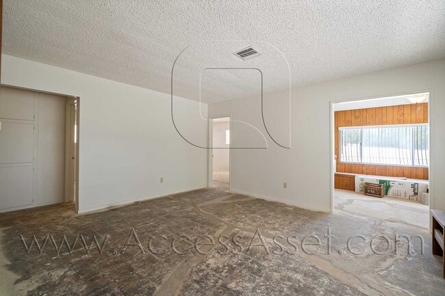 Photo - Comfy 2 Bed/1 Bath Home in Victorville! Unit 1
