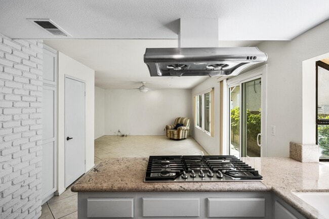 Photo - 24681 Creekview Dr