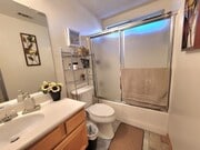 Photo - 5560 Barclay Ct