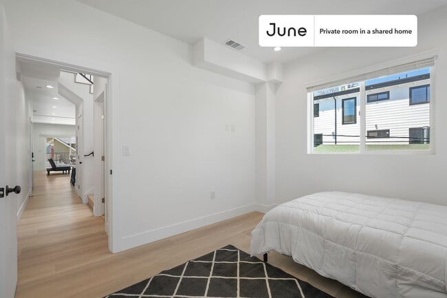 Photo - Room in Shared 4 bed/3 bath home Unit A