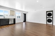 Photo - 358 N Chicago St