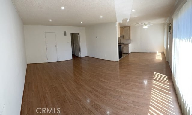 Photo - 14218 Sylvan St