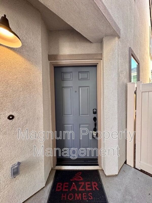 Photo - 25147 Hunter Ave