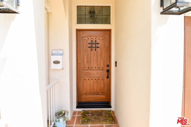 Photo - 16790 Marquez Ave