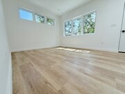 Photo - 2041 Holly Dr