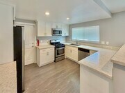 Photo - 1017 W Casmalia St