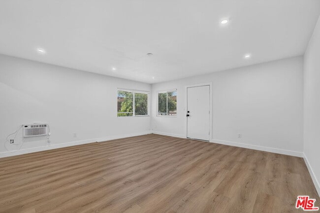 Photo - 12287 Osborne St Unit 13