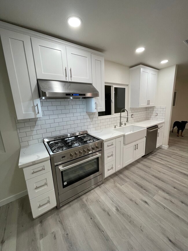 Photo - 4730 W 160th St Townhome
