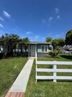 Photo - 237 Costa Mesa St Townhome