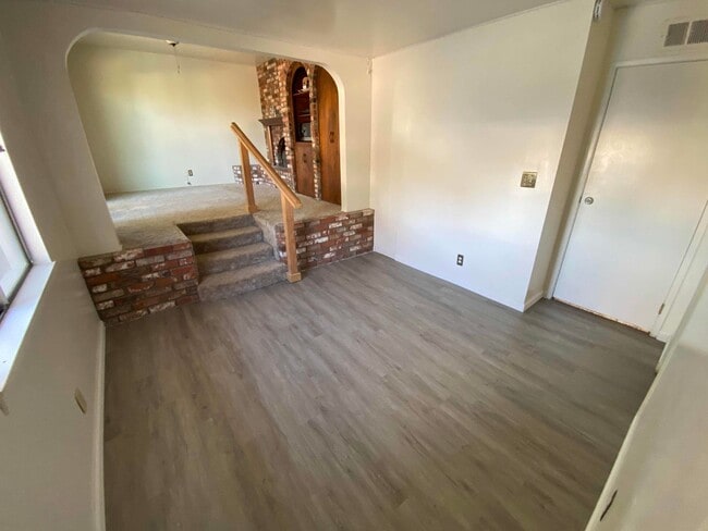 Photo - 1409 W Guava Ave Unit B