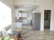 Photo - 3028 Wauneta St