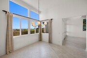 Photo - 31 St Tropez Condo