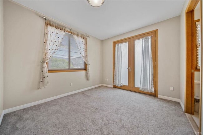 Photo - 216 N Buena Vista St