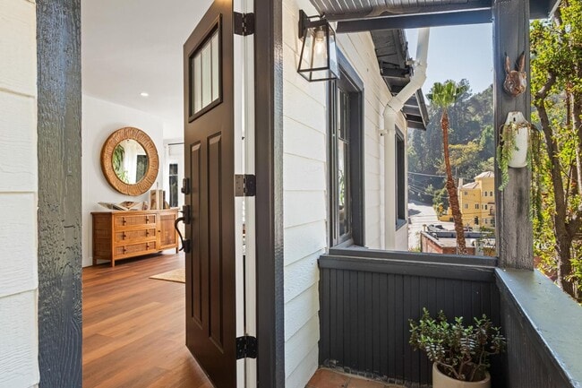 Photo - 2108 Tavern Trail Unit 2110 Tavern Trail