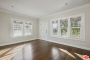 Photo - 512 N Windsor Blvd House