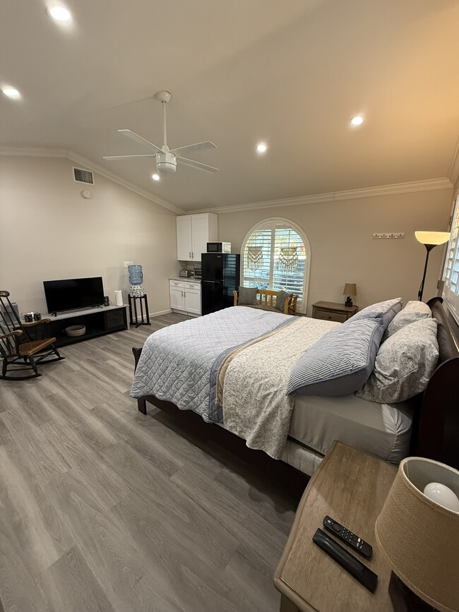 Photo - 15916 Binney St Unit Studio Apartment