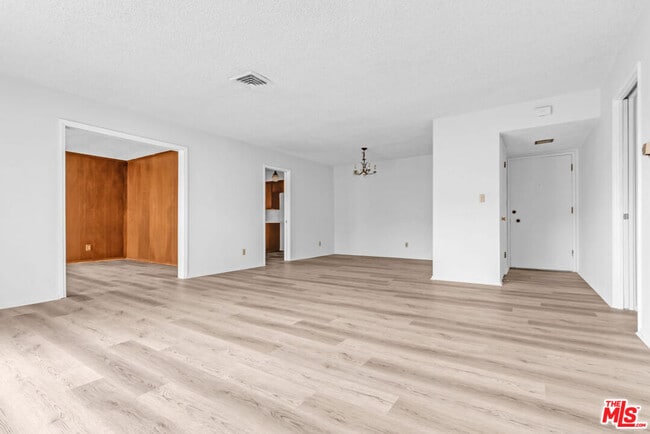 Photo - 732 Lorraine Blvd Unit 5