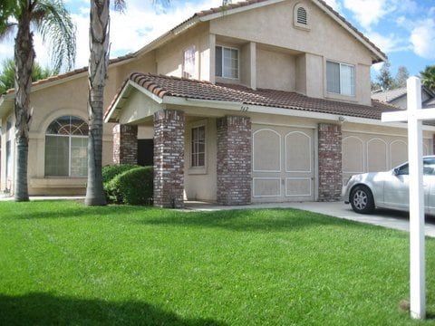 Building Photo - Gorgeous Canyon Crest Home Move In Ready!!
