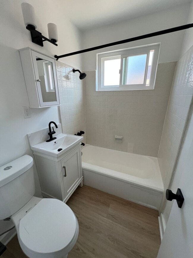 Photo - 57th Avenue Unit 3