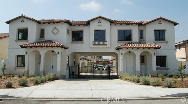 Building Photo - 425 W Duarte Rd Unit 412 Rental