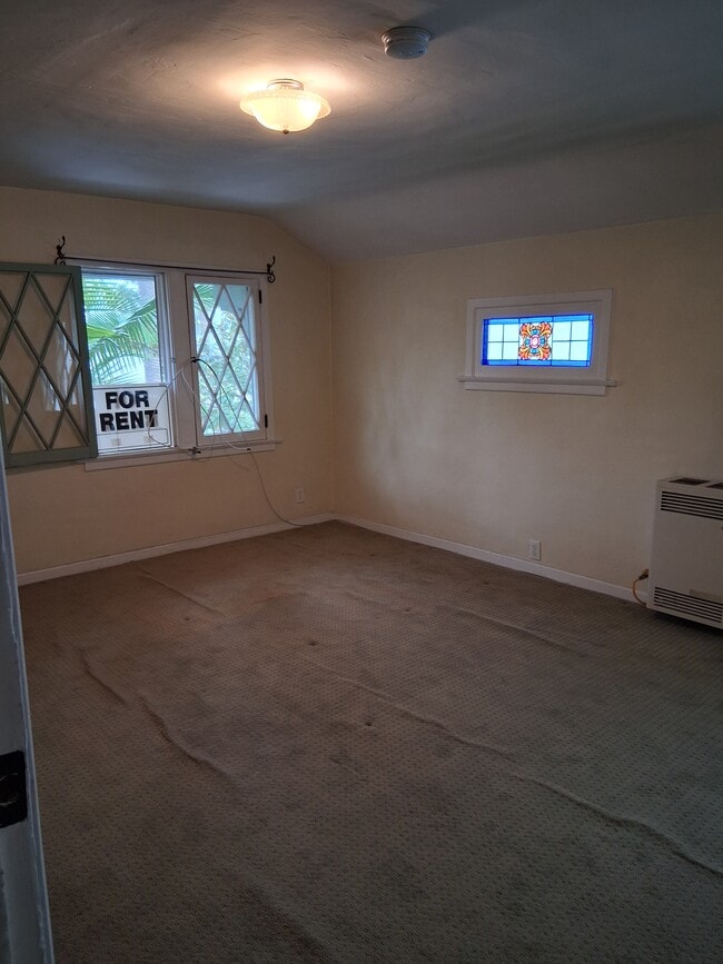 Photo - 1423 Cabrillo Ave Unit C