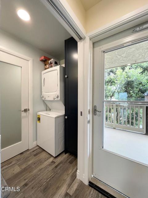 Photo - 343 E Surfside Dr