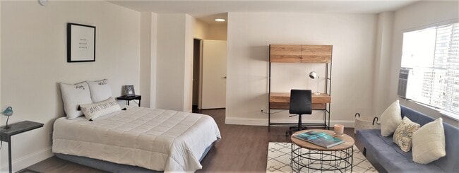 Photo - 10401 Wilshire - PENTHOUSES AVAILABLE