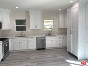 Photo - 1125 S Clark Dr