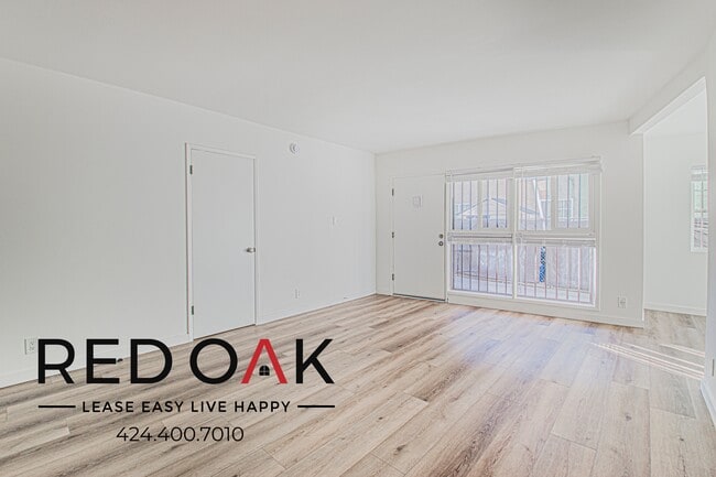 Building Photo - 1008 Normandie Ave Unit 2