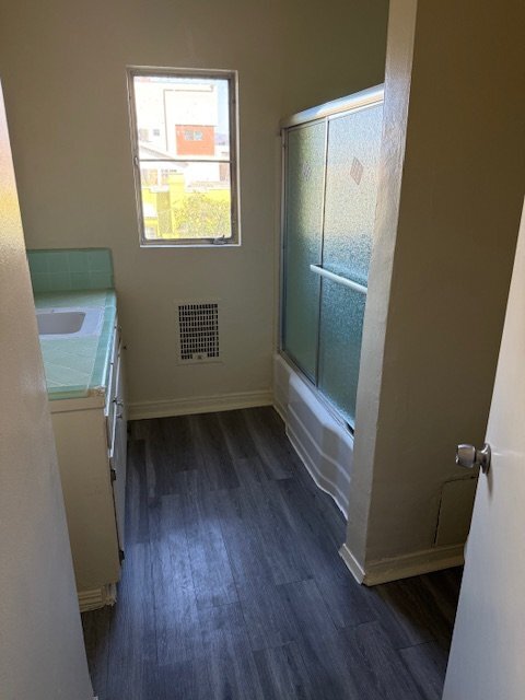 Photo - 602 N Manhattan Pl Unit 2