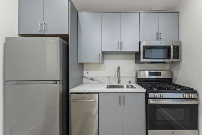 Photo - 1327 23rd St Unit E