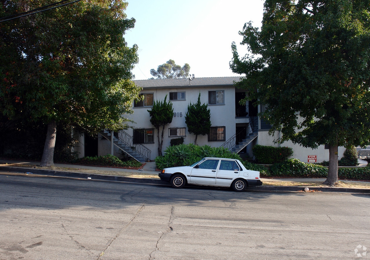 Photo - 915 Glenway Dr
