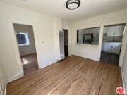 Photo - 424 N Venice Blvd Unit B