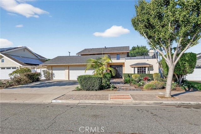Building Photo - 18547 Santa Ynez St