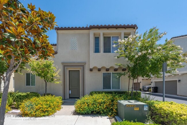 Building Photo - 4-bedroom, 3-bath home in the gated community of Harvest at The Preserve in Chino