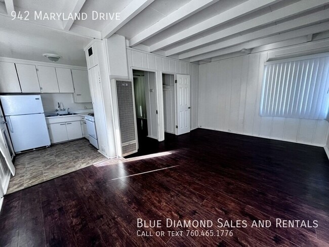 Photo - 942 Maryland Dr